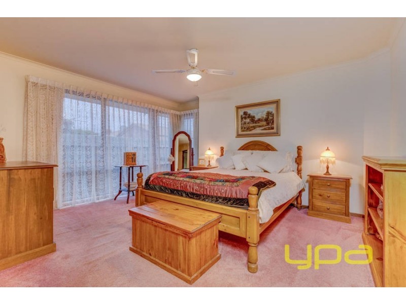 9 Josephine Court, Melton West VIC 3337