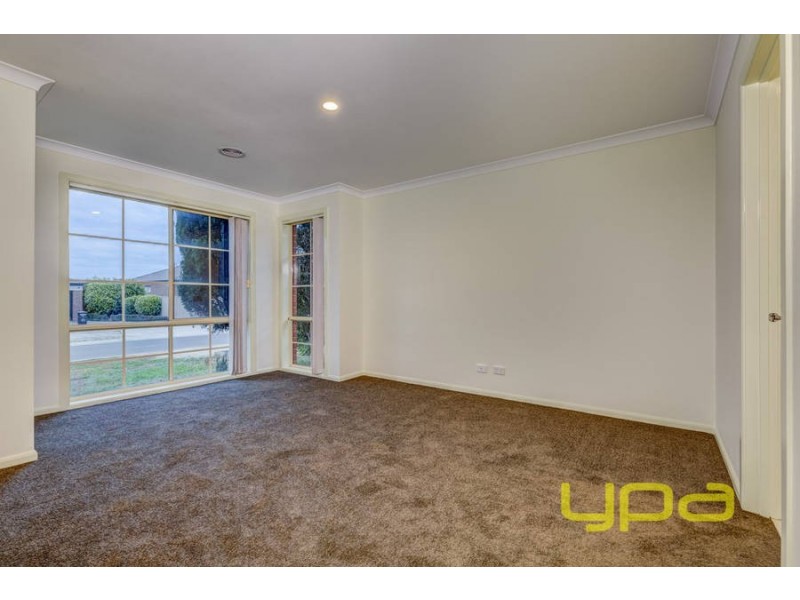 3 Wetherby Place, Melton West VIC 3337