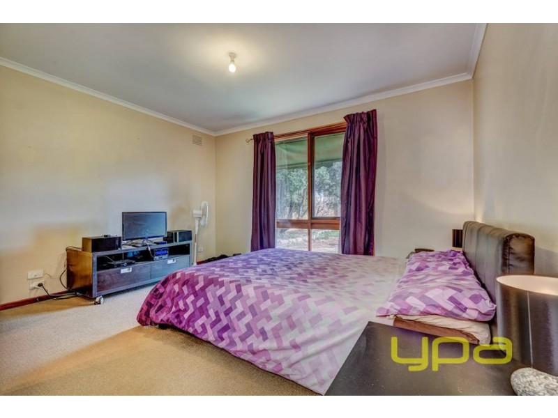 14 Anniba Court, Melton West VIC 3337