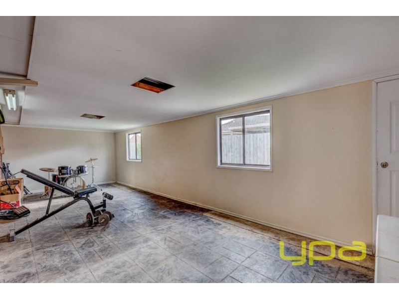 14 Anniba Court, Melton West VIC 3337