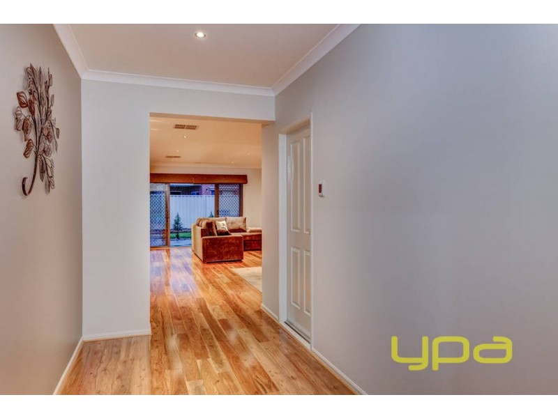 5 Liberty Court, Brookfield VIC 3338