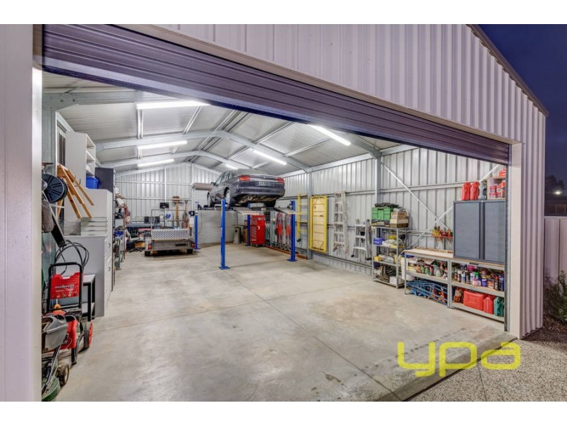 5 Liberty Court, Brookfield VIC 3338