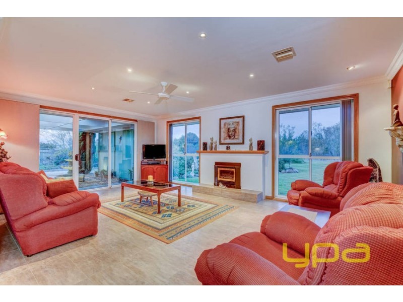 145 Brooklyn Road, Brookfield VIC 3338