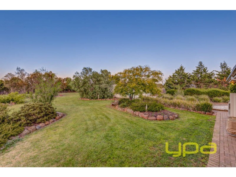 145 Brooklyn Road, Brookfield VIC 3338
