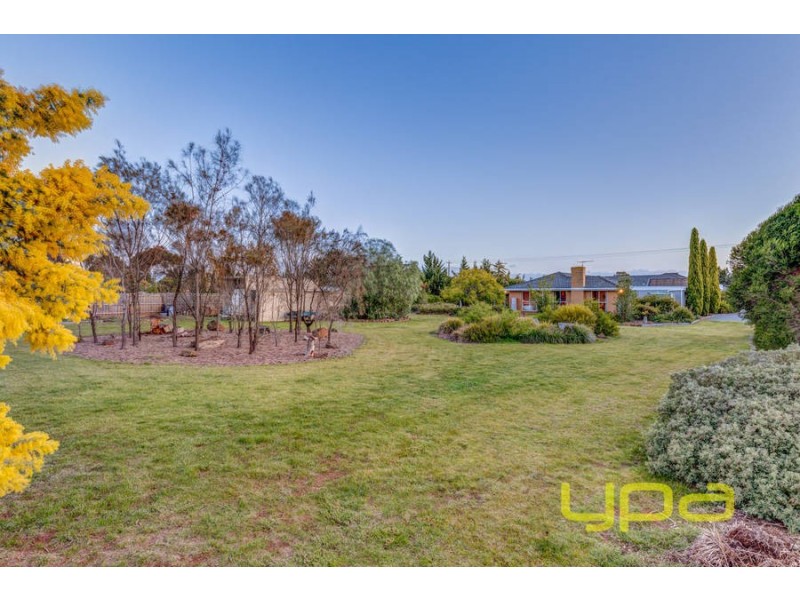 145 Brooklyn Road, Brookfield VIC 3338