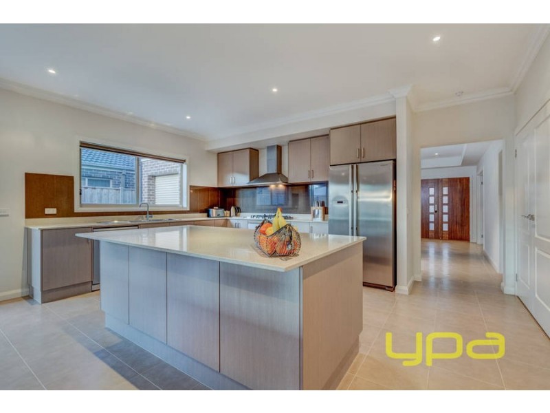 19 Bluegum Drive, Brookfield VIC 3338