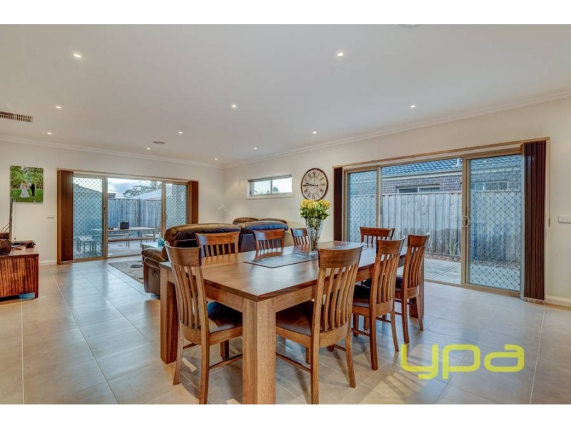 19 Bluegum Drive, Brookfield VIC 3338