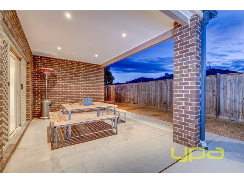19 Bluegum Drive, Brookfield VIC 3338