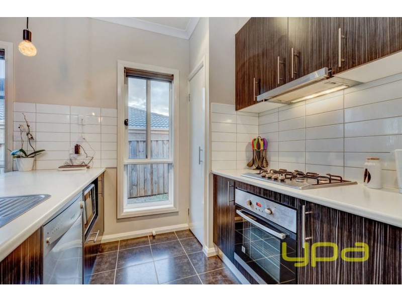 1 Viscosa Road, Brookfield VIC 3338