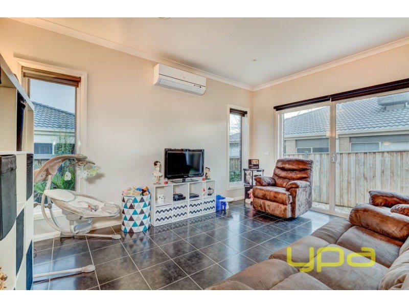 1 Viscosa Road, Brookfield VIC 3338