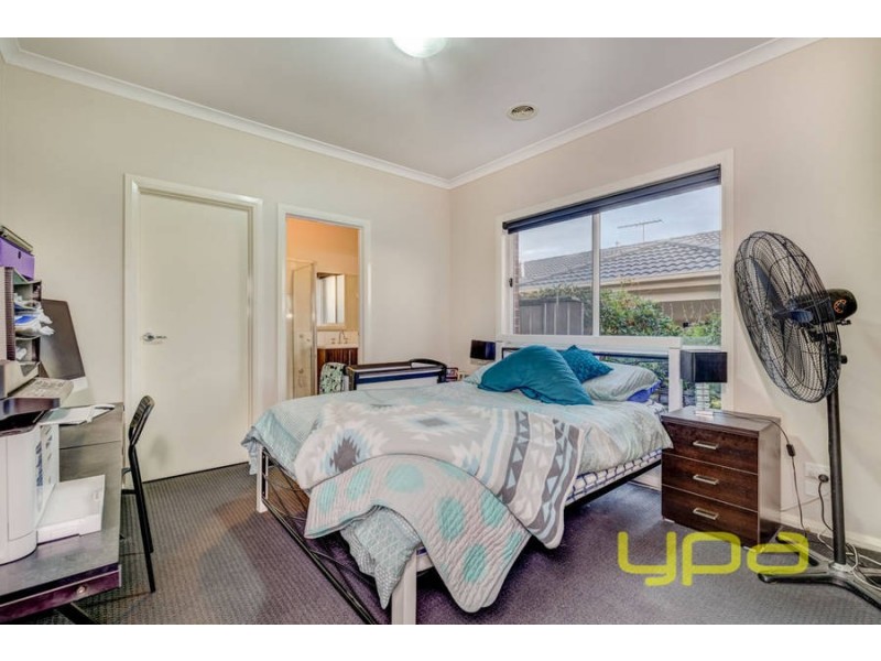 1 Viscosa Road, Brookfield VIC 3338
