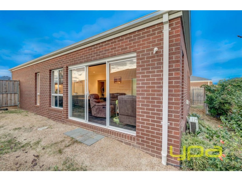 1 Viscosa Road, Brookfield VIC 3338