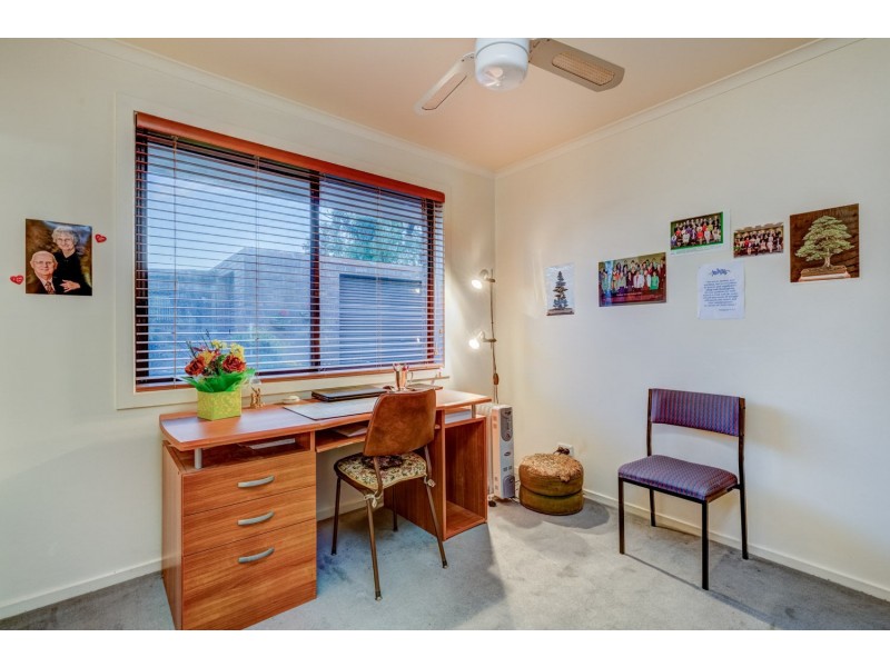 30 Lachlan Road, Melton South VIC 3338