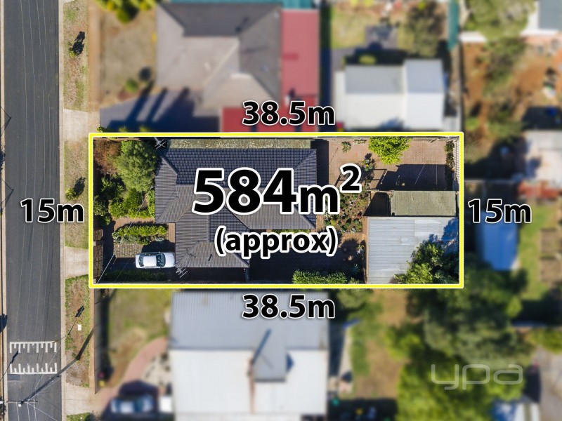 30 Lachlan Road, Melton South VIC 3338