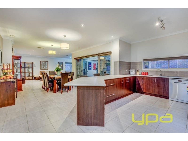 15 Trentham Avenue, Eynesbury VIC 3338