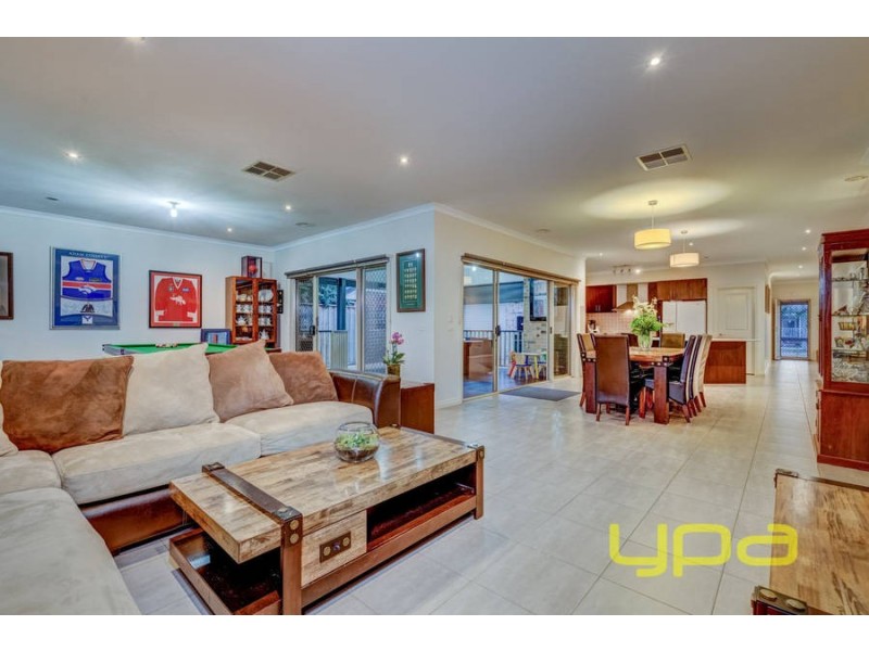 15 Trentham Avenue, Eynesbury VIC 3338