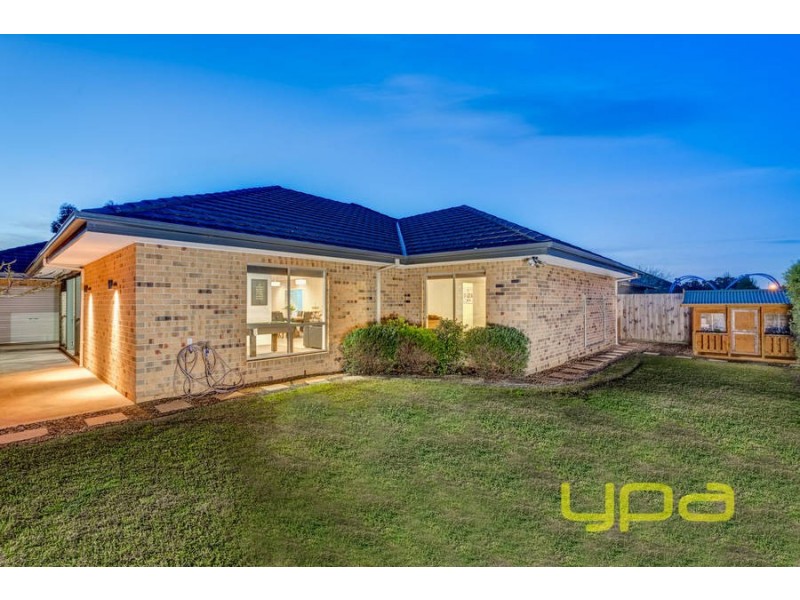 15 Trentham Avenue, Eynesbury VIC 3338