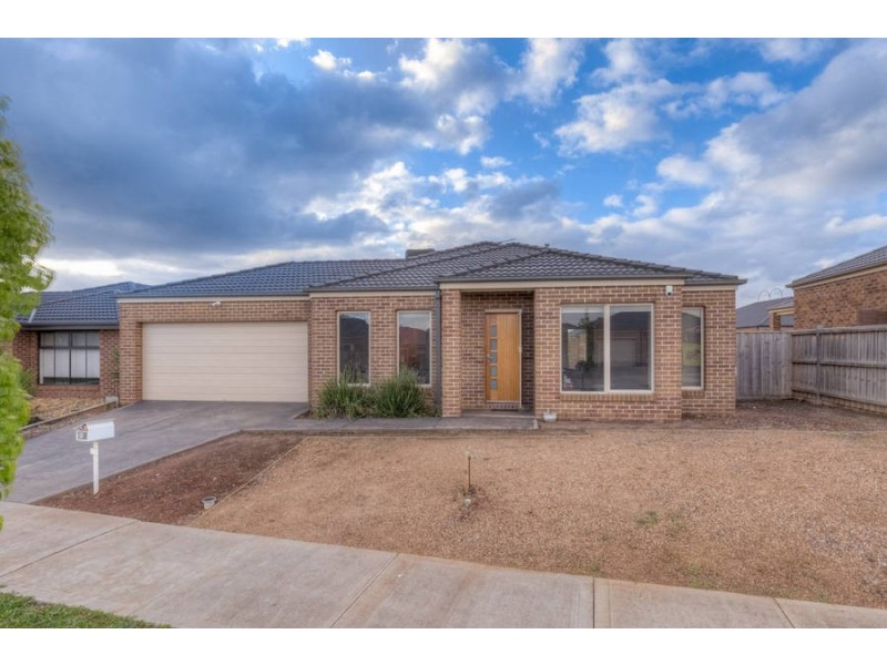 49 Gallery Avenue, Melton West VIC 3337