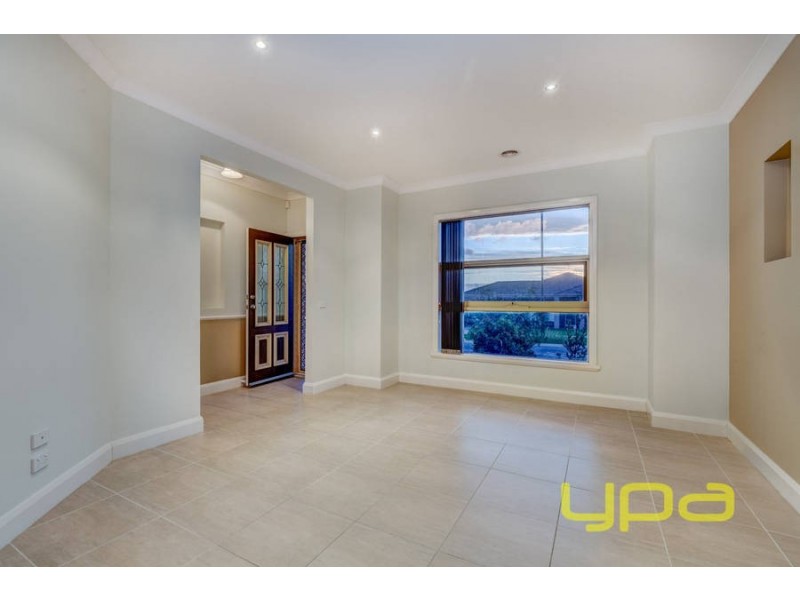 40 Gallery Avenue, Melton West VIC 3337