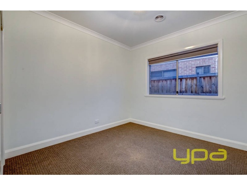 40 Gallery Avenue, Melton West VIC 3337