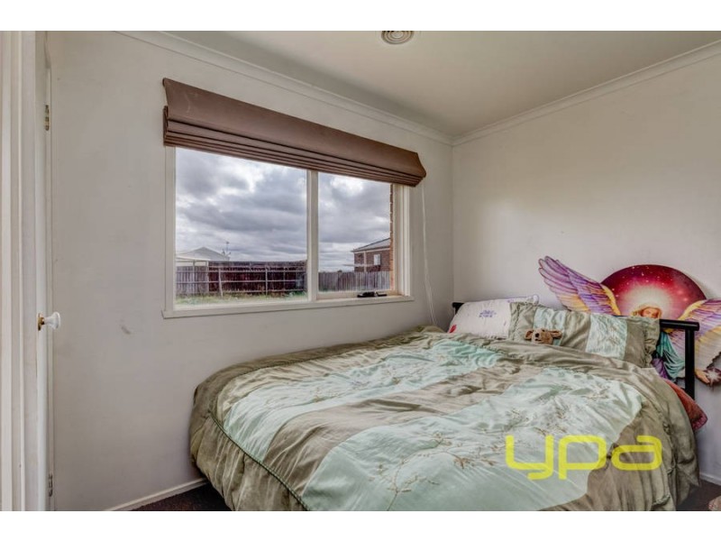 1/27 Rees Road, Melton South VIC 3338