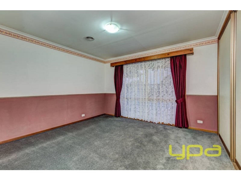 18 Springbank Way, Brookfield VIC 3338