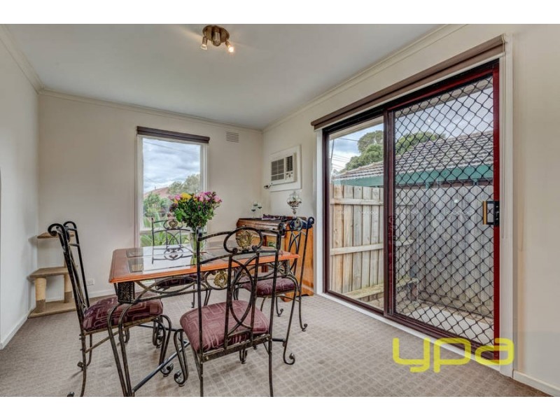 29 Essex Drive, Melton VIC 3337