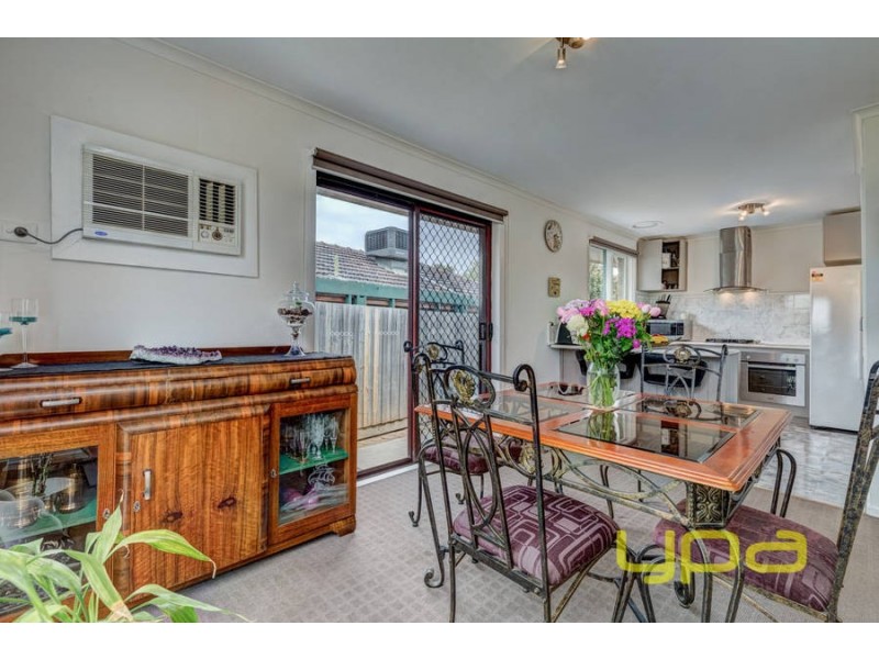 29 Essex Drive, Melton VIC 3337