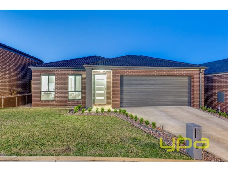 37 Cromarty Circuit, Darley VIC 3340