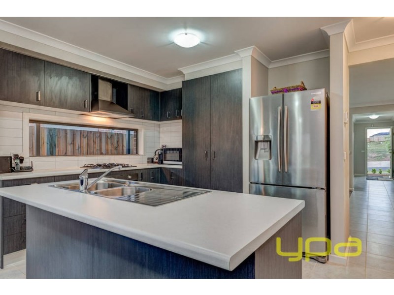 37 Cromarty Circuit, Darley VIC 3340