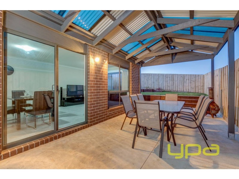 37 Cromarty Circuit, Darley VIC 3340