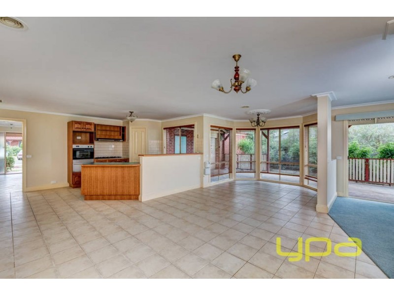 31 Fleetwood Circuit, Melton West VIC 3337