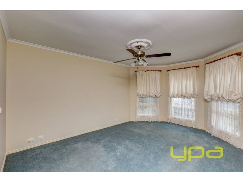 31 Fleetwood Circuit, Melton West VIC 3337