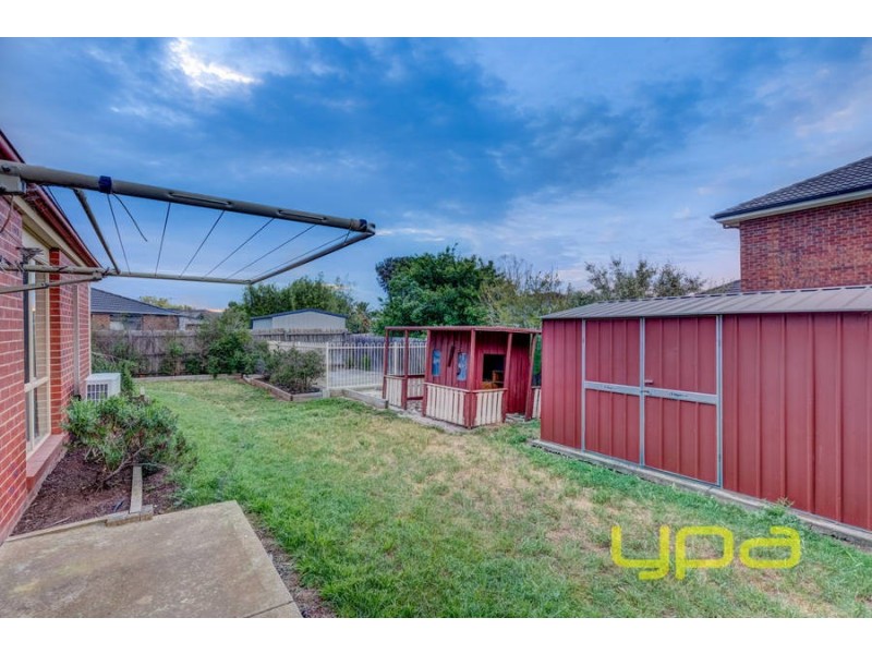 31 Fleetwood Circuit, Melton West VIC 3337