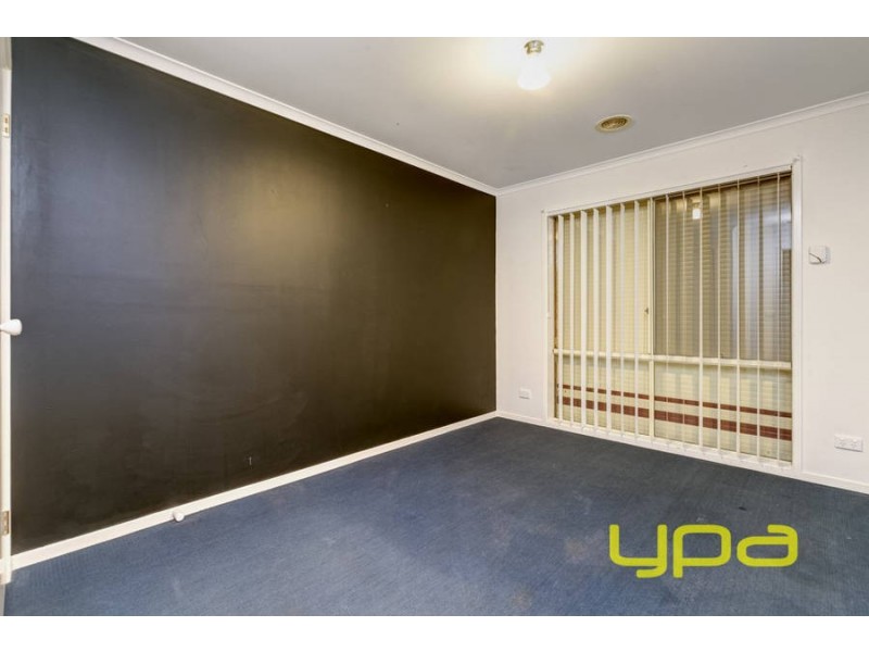 16 Nodosa Grove, Melton West VIC 3337