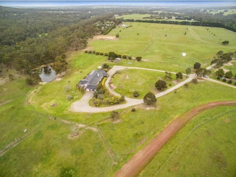 73 Rogers Road, Toolern Vale VIC 3337