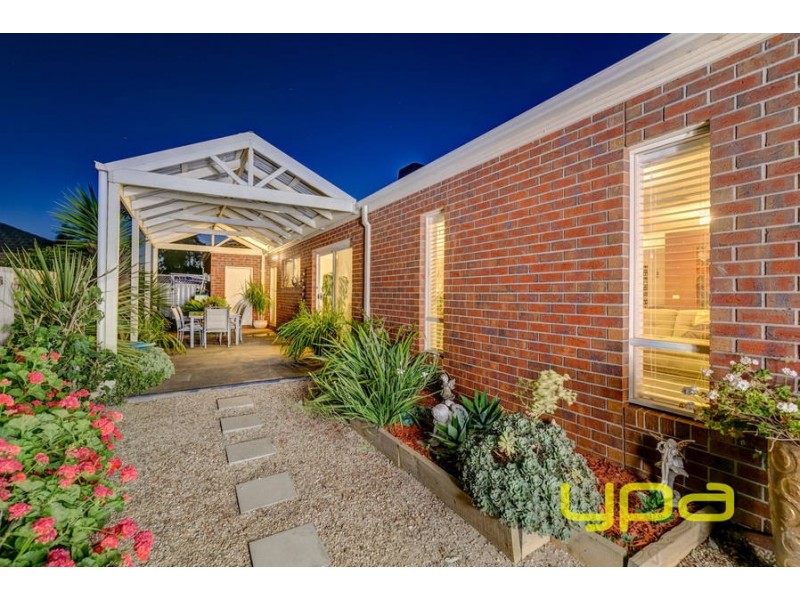 28 Peter Pan Crescent, Kurunjang VIC 3337