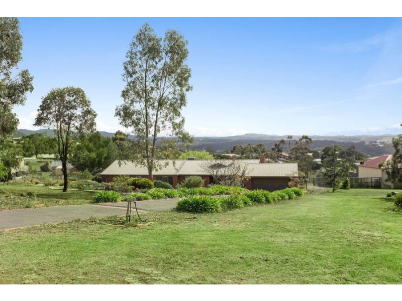 18 Manning Boulevard, Bacchus Marsh VIC 3340