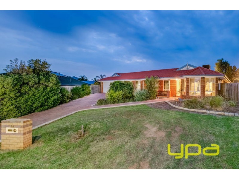 24 Sugarloaf Bend, Brookfield VIC 3338