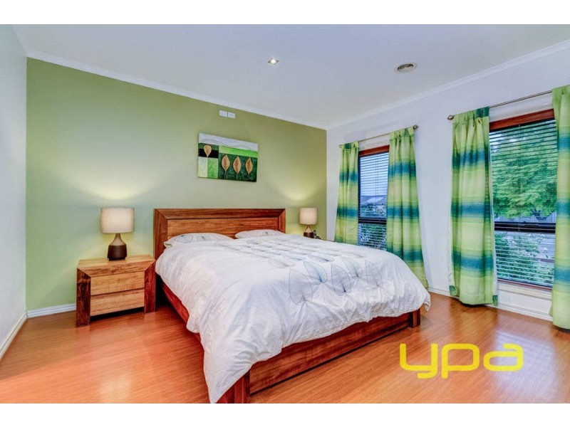 9 Paul Harris Drive, Melton West VIC 3337