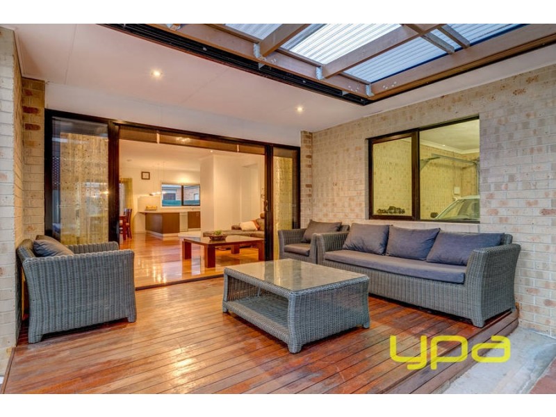 9 Paul Harris Drive, Melton West VIC 3337