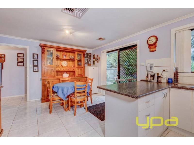 5 Moodie Street, Melton South VIC 3338