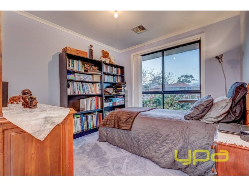 5 Moodie Street, Melton South VIC 3338