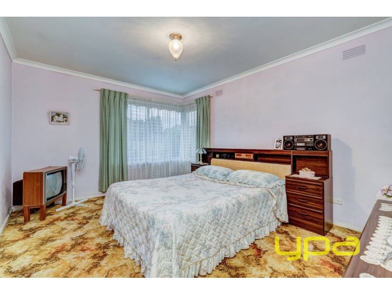 11 Centenary Avenue, Melton VIC 3337