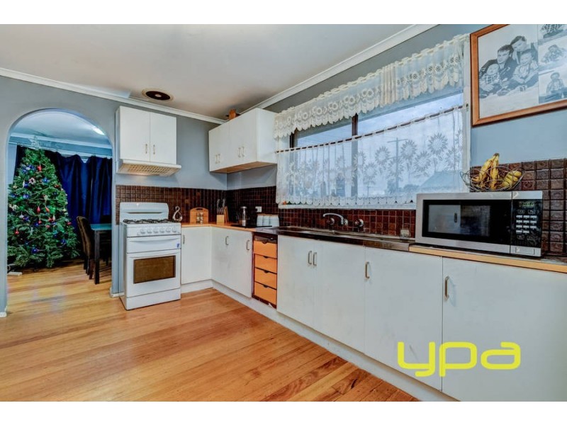 35 Morshead Street, Melton South VIC 3338