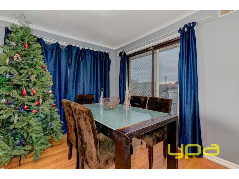 35 Morshead Street, Melton South VIC 3338