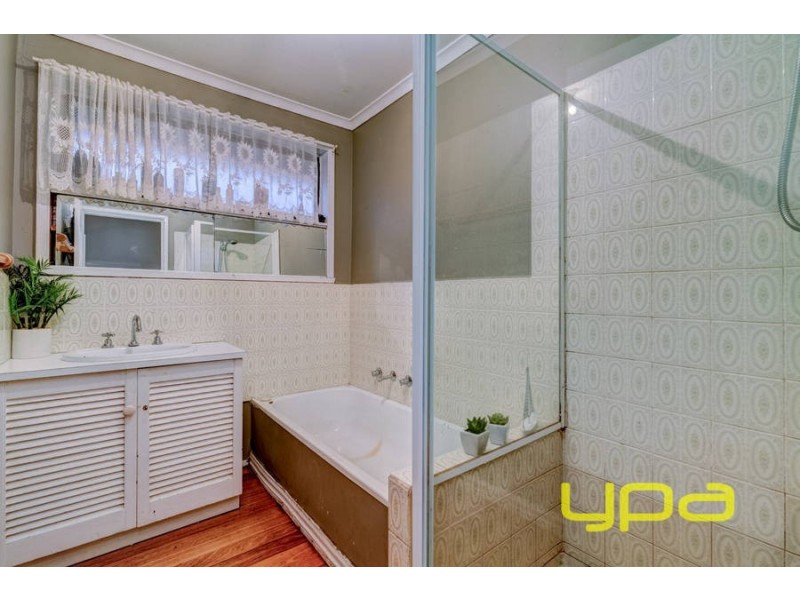 35 Morshead Street, Melton South VIC 3338