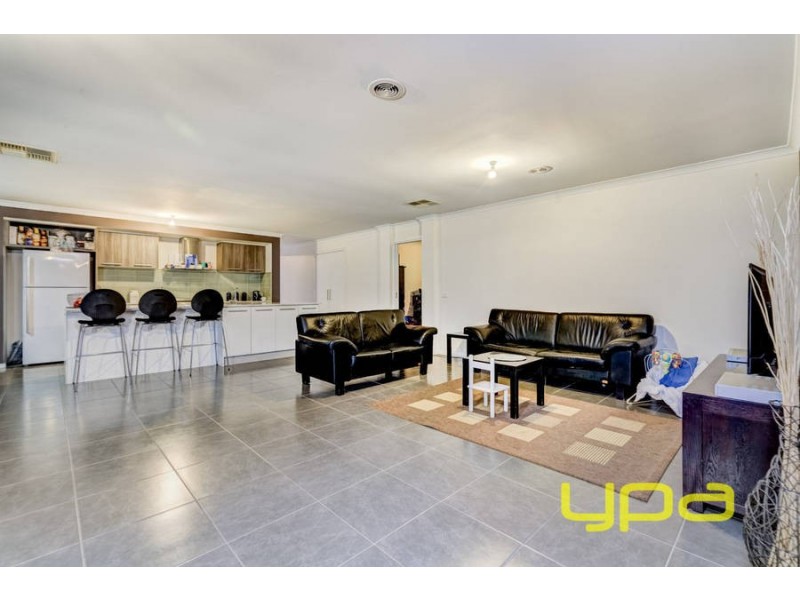 12 Lilac Court, Melton West VIC 3337