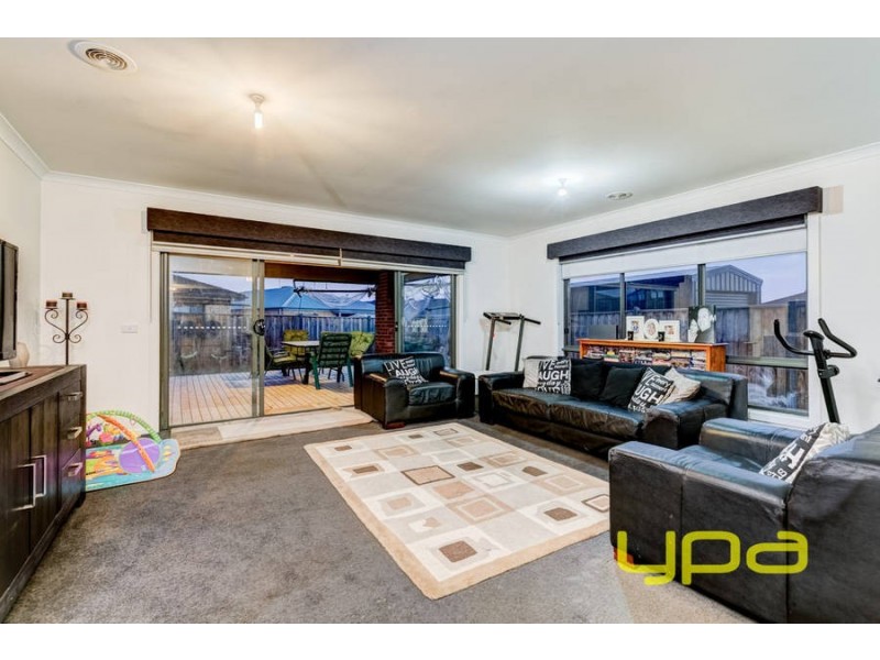 12 Lilac Court, Melton West VIC 3337