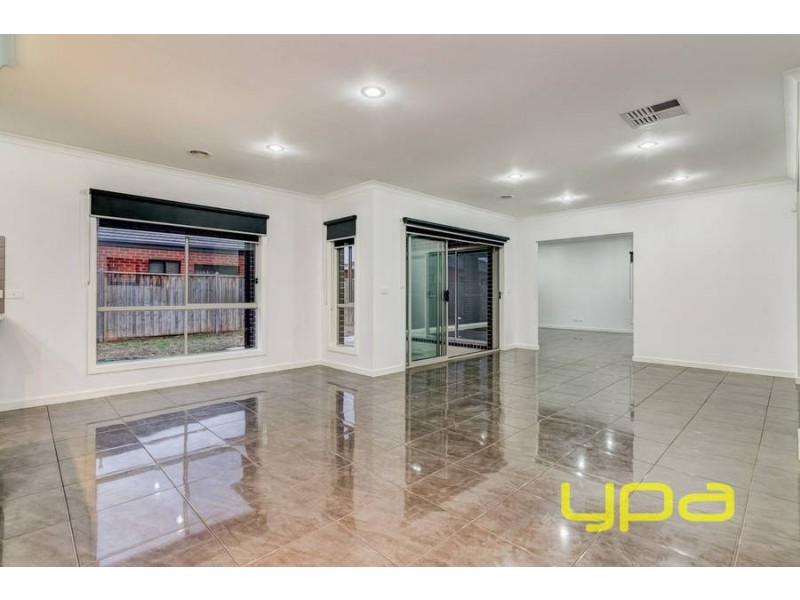 21 Yellowbox Way, Brookfield VIC 3338